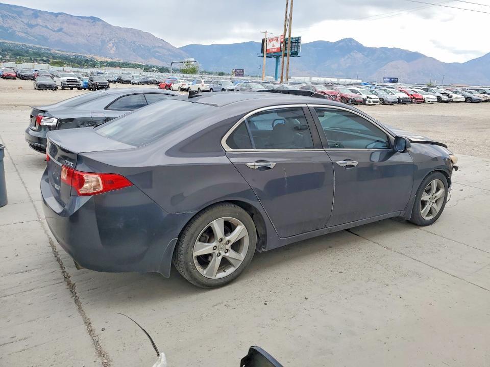 61511286 :رقم المزاد ، JH4CU2F65BC003758 vin ، 2011 Acura Tsx مزاد بيع