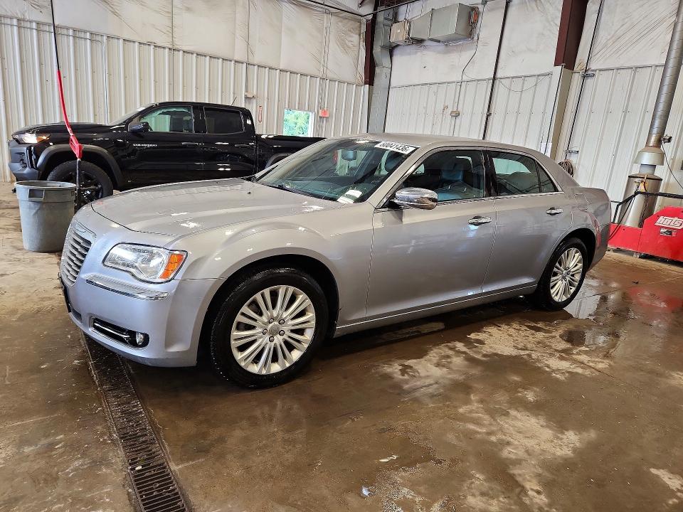 Auction sale of the 2014 Chrysler 300c, vin: 2C3CCAKG7EH260441, lot number: 60041436