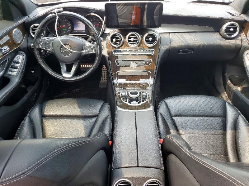 61733926 :رقم المزاد ، 55SWF4KB1HU193222 vin ، 2017 Mercedes-benz C مزاد بيع