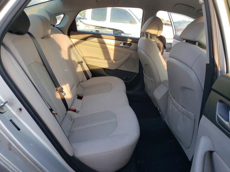 59742416 :رقم المزاد ، 5NPE24AA9FH142874 vin ، 2015 Hyundai Sonata مزاد بيع