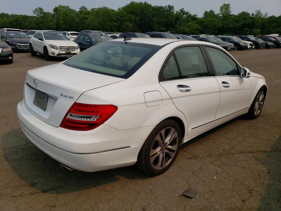2014 Mercedes-benz C მანქანა იყიდება აუქციონზე, vin: WDDGF8ABXER302674, აუქციონის ნომერი: 60664166