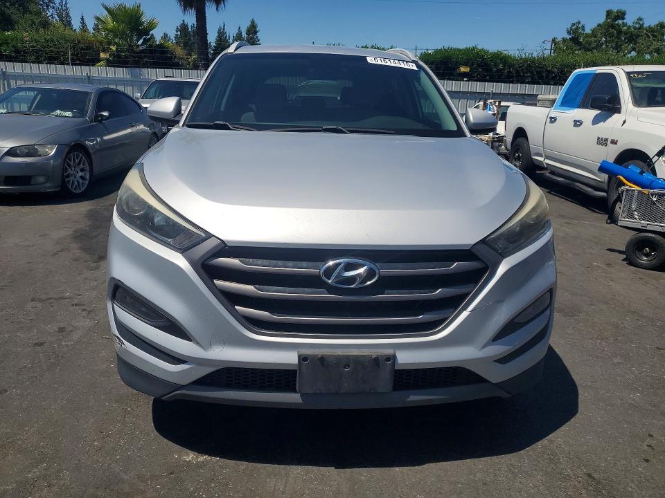 2016 Hyundai Tucson მანქანა იყიდება აუქციონზე, vin: KM8J33A23GU156951, აუქციონის ნომერი: 61614416