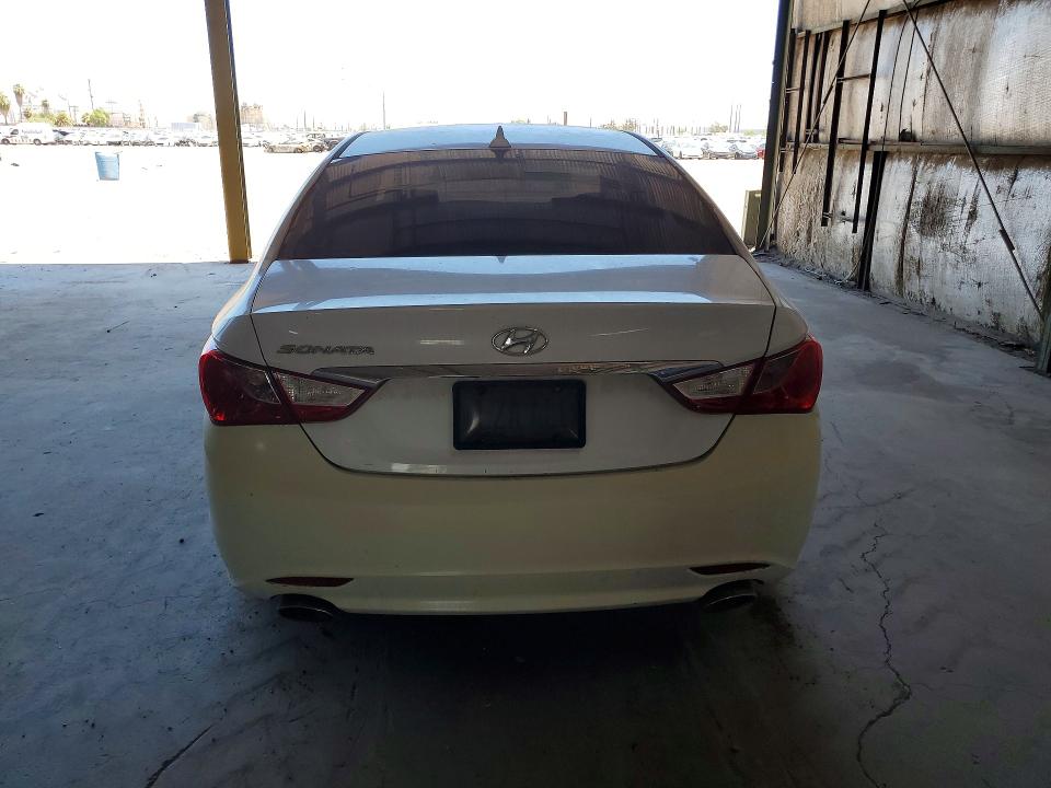 61484956 :رقم المزاد ، 5NPEC4AC9BH243941 vin ، 2011 Hyundai Sonata مزاد بيع