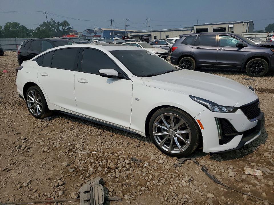 61046826 :رقم المزاد ، 1G6DU5RKXN0128103 vin ، 2022 Cadillac Ct5 مزاد بيع