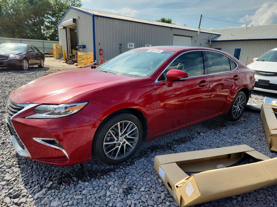 58601106 :رقم المزاد ، JTHBK1GG2G2233886 vin ، 2016 Lexus Es 350 مزاد بيع