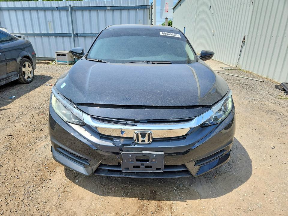 2017 Honda Civic მანქანა იყიდება აუქციონზე, vin: 2HGFC2F54HH037948, აუქციონის ნომერი: 60969366