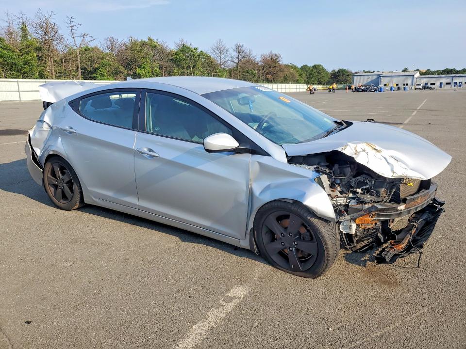 2013 Hyundai Elantra მანქანა იყიდება აუქციონზე, vin: 5NPDH4AE7DH195633, აუქციონის ნომერი: 61305866