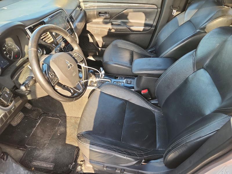 62111096 :رقم المزاد ، JA4AZ3A36KZ036188 vin ، 2019 Mitsubishi Outlander مزاد بيع