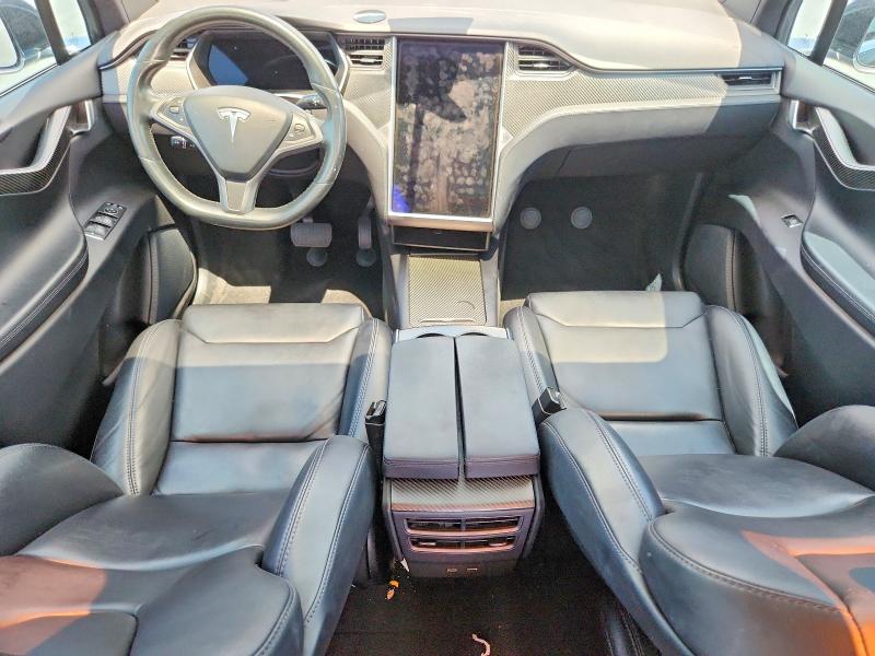 2018 Tesla Model X მანქანა იყიდება აუქციონზე, vin: 5YJXCBE23JF120499, აუქციონის ნომერი: 61899226