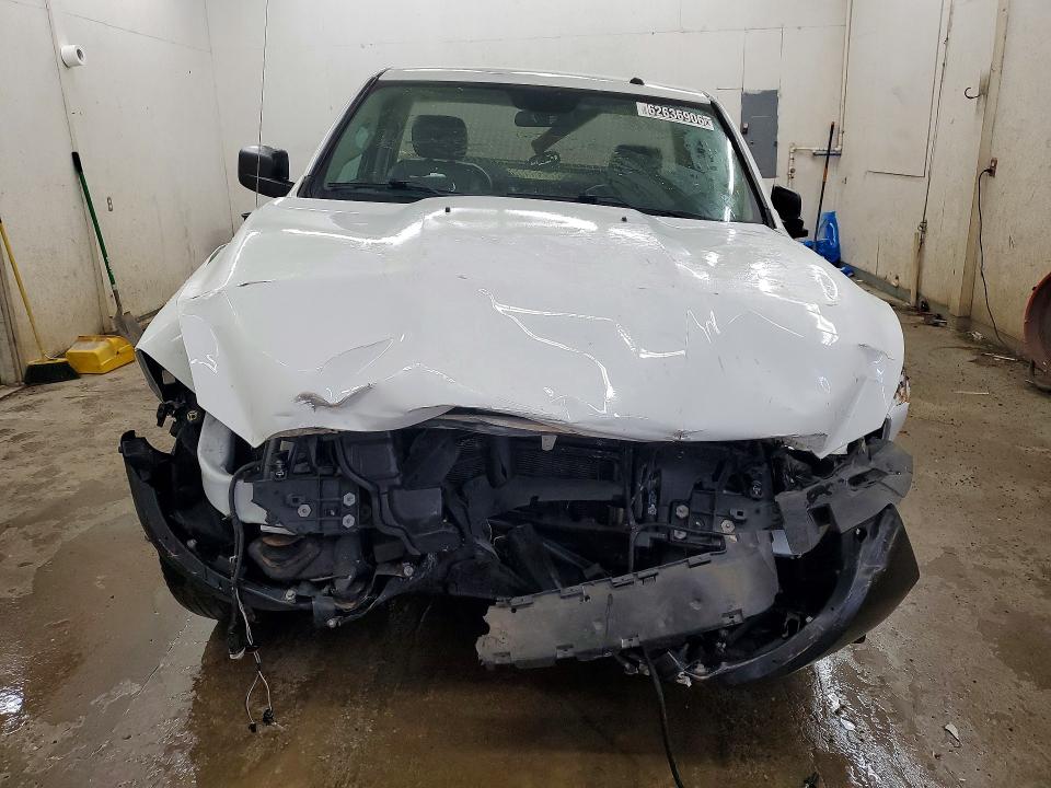 Продажа на аукционе авто 2023 Ram 1500 Classic, vin: 3C6JR6DG0PG550316, номер лота: 62636906