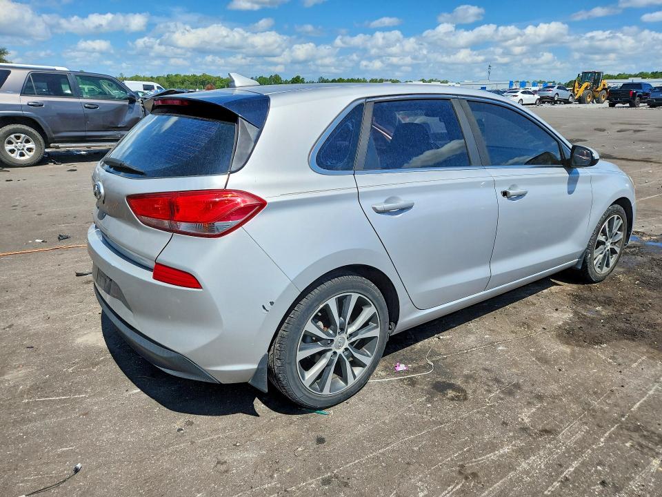 2018 Hyundai 4dr მანქანა იყიდება აუქციონზე, vin: KMHH35LE0JU010113, აუქციონის ნომერი: 59324016