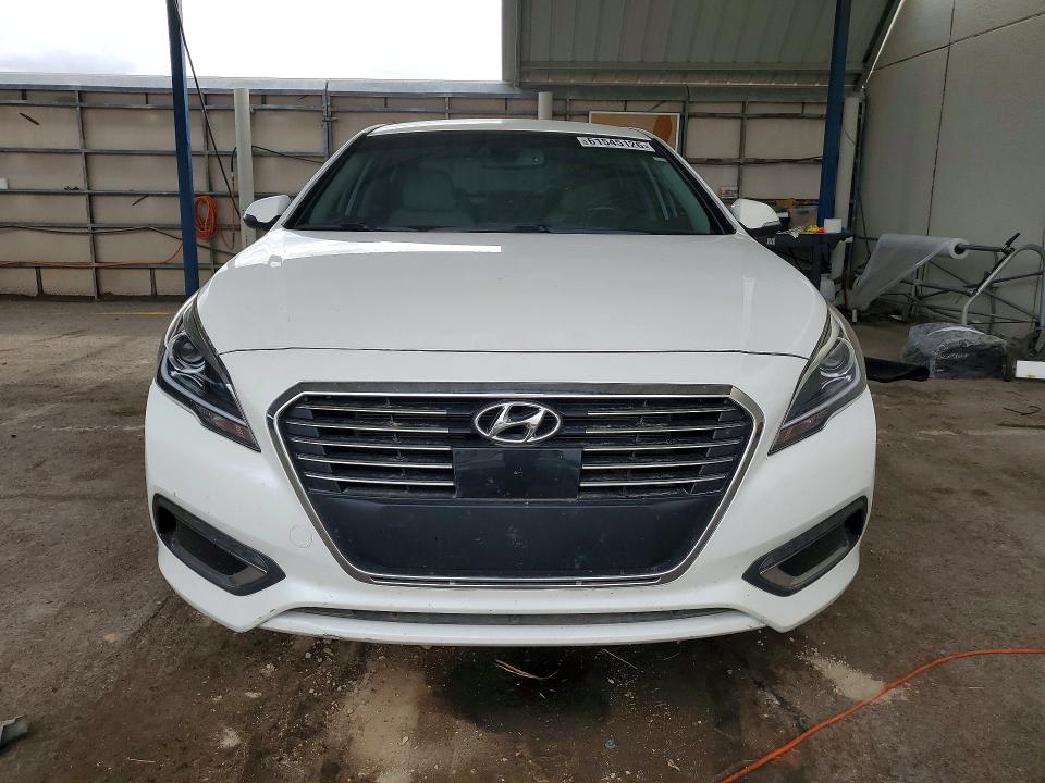 Продажа на аукционе авто 2016 Hyundai Sonata Plug-in Hybrid, vin: KMHE54L21GA024710, номер лота: 61545126