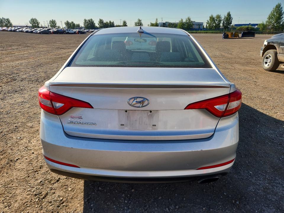 2015 Hyundai Sonata მანქანა იყიდება აუქციონზე, vin: 5NPE24AF8FH191043, აუქციონის ნომერი: 63186726