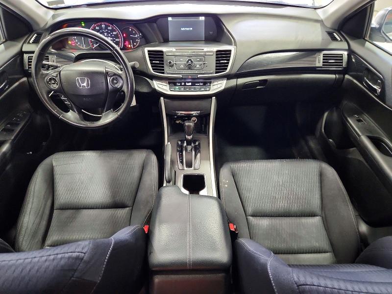 62018896 :رقم المزاد ، 1HGCR2F50FA200527 vin ، 2015 Honda Accord مزاد بيع