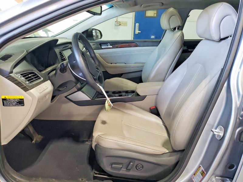 2017 Hyundai Sonata მანქანა იყიდება აუქციონზე, vin: 5NPE34AF3HH585792, აუქციონის ნომერი: 61571886