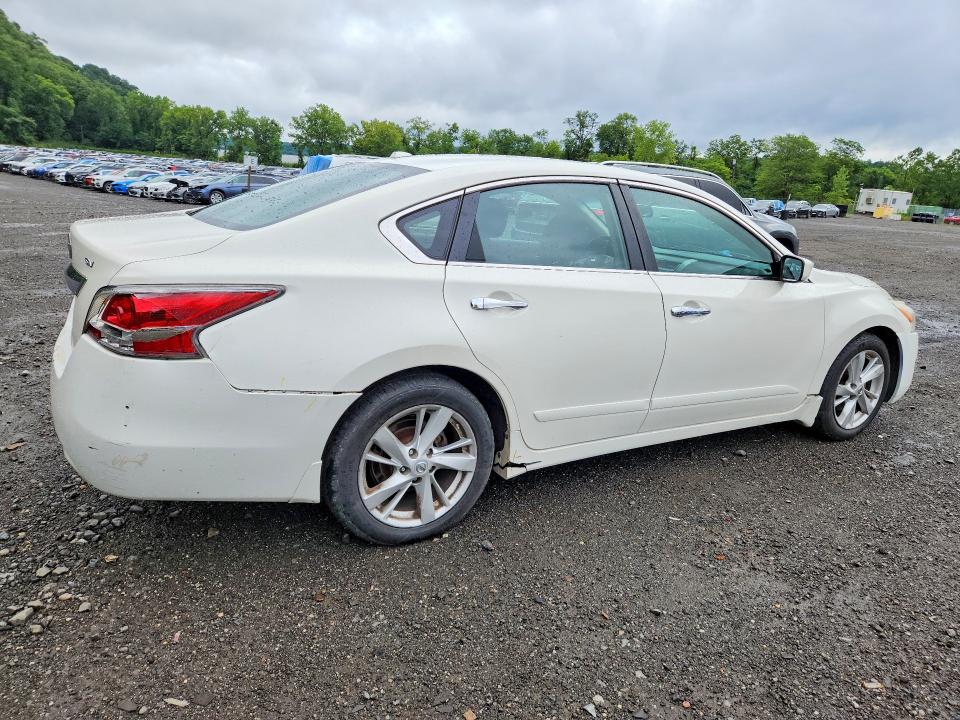 61397556 :رقم المزاد ، 1N4AL3AP5FC497584 vin ، 2015 Nissan Altima مزاد بيع