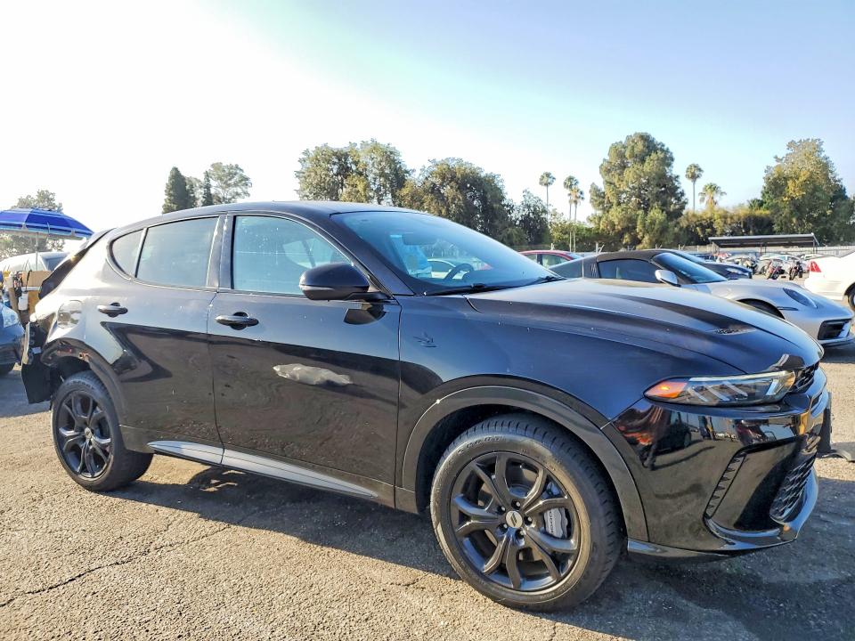 Продажа на аукционе авто 2024 Dodge Hornet, vin: ZACPDFDW2R3A10645, номер лота: 61341116