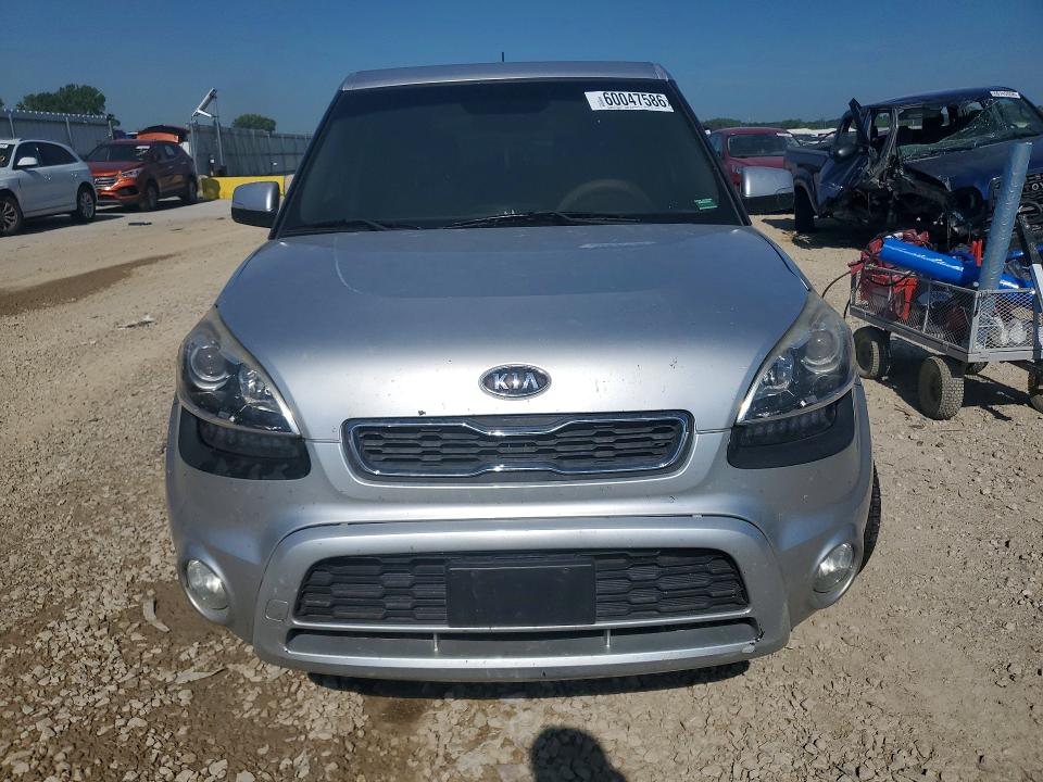 60047586 :رقم المزاد ، KNDJT2A69C7426551 vin ، 2012 Kia Soul مزاد بيع