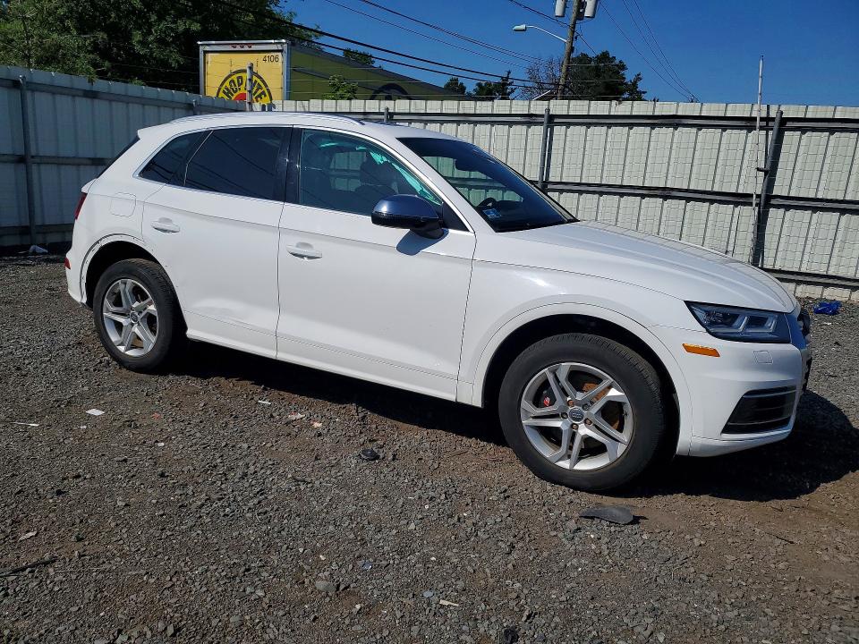 Aukcja sprzedaży 2018 Audi Sq5, vin: WA1A4AFYXJ2185105, numer aukcji: 61429136