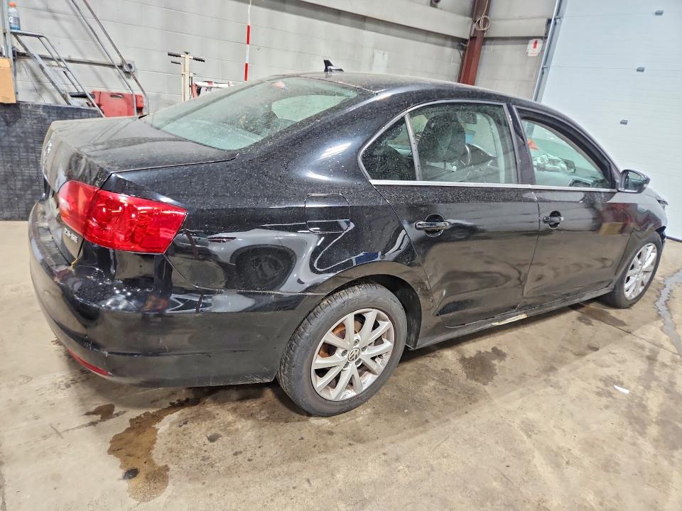 61885246 :رقم المزاد ، 3VWDP7AJ1DM368569 vin ، 2013 Volkswagen Jetta مزاد بيع