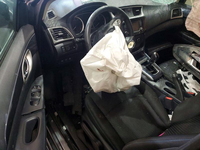 61813366 :رقم المزاد ، 3N1AB7AP5HY281557 vin ، 2017 Nissan Sentra مزاد بيع