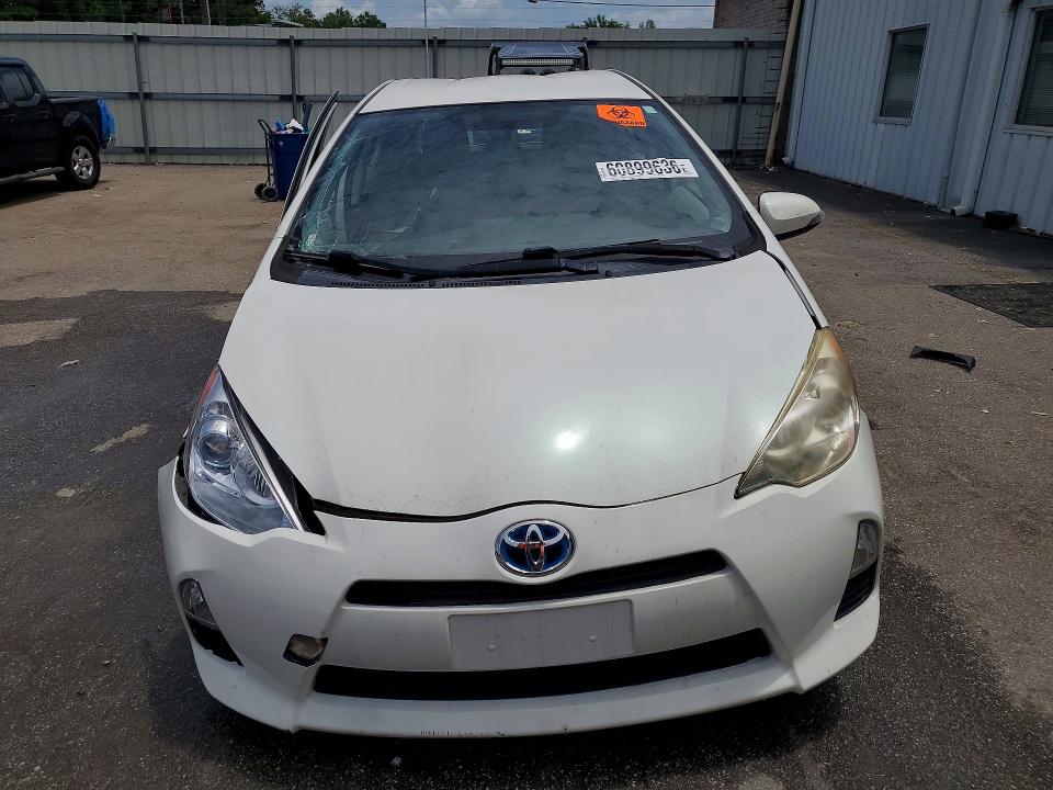 Auction sale of the 2014 Toyota Prius C, vin: JTDKDTB39E1075335, lot number: 60899636