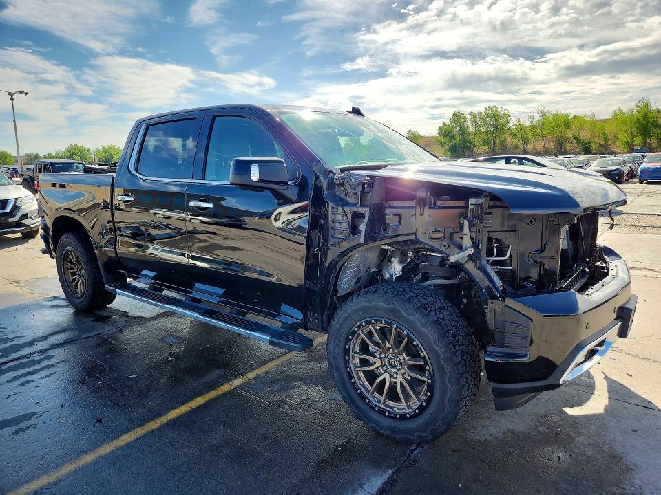 Auction sale of the 2022 Chevrolet Silverado Ltd, vin: 1GCUYHED0NZ164355, lot number: 56843136