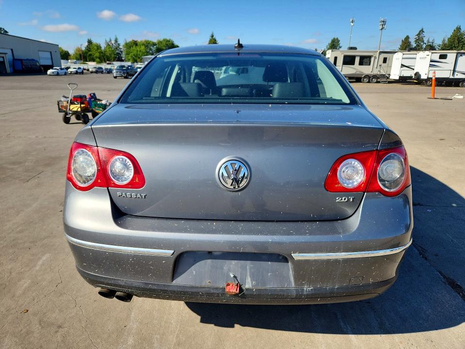 61965656 :رقم المزاد ، WVWAK73C98P043218 vin ، 2008 Volkswagen Passat مزاد بيع