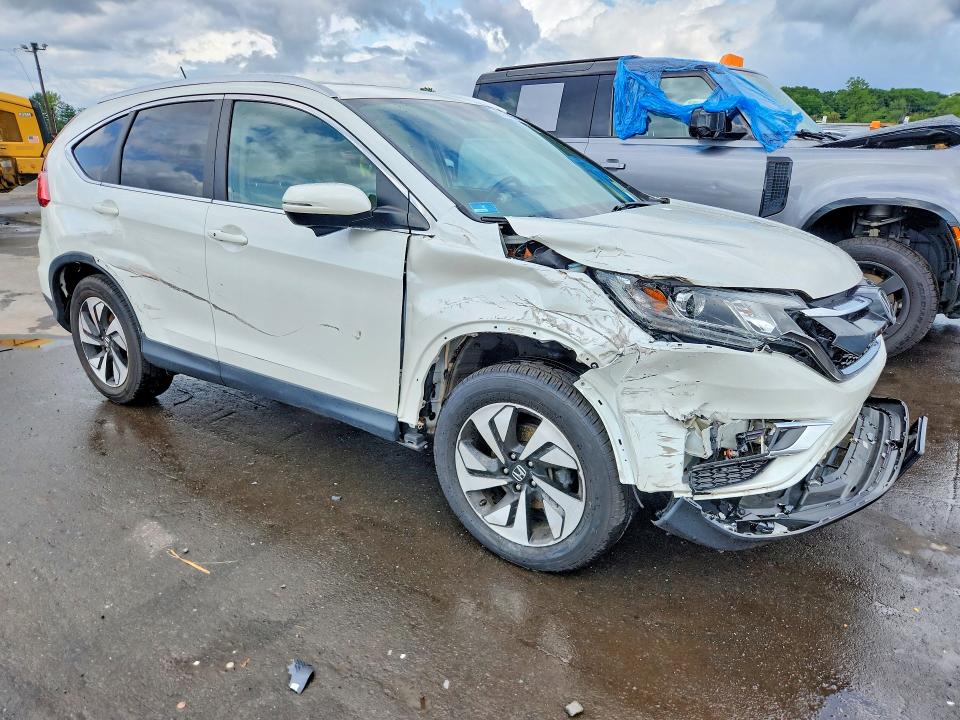 63240386 :رقم المزاد ، 5J6RM4H97FL128050 vin ، 2015 Honda Cr-v مزاد بيع