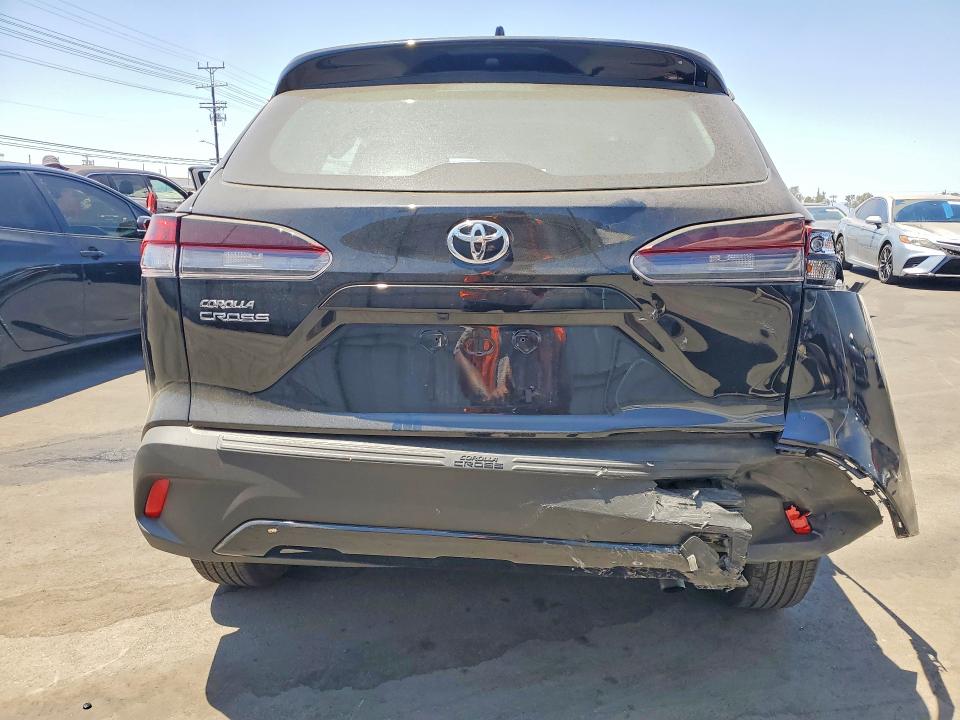 Продаж на аукціоні авто 2026 Toyota Corolla Cross, vin: 7MUAAAAGXTV155116, номер лоту: 63221316