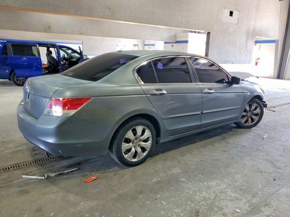Продажа на аукционе авто 2010 Honda Accord, vin: 1HGCP3F82AA010422, номер лота: 61742086