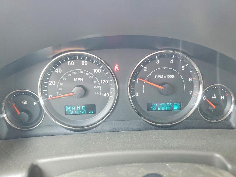 60209536 :رقم المزاد ، 1J8HG48N56C104926 vin ، 2006 Jeep Commander مزاد بيع