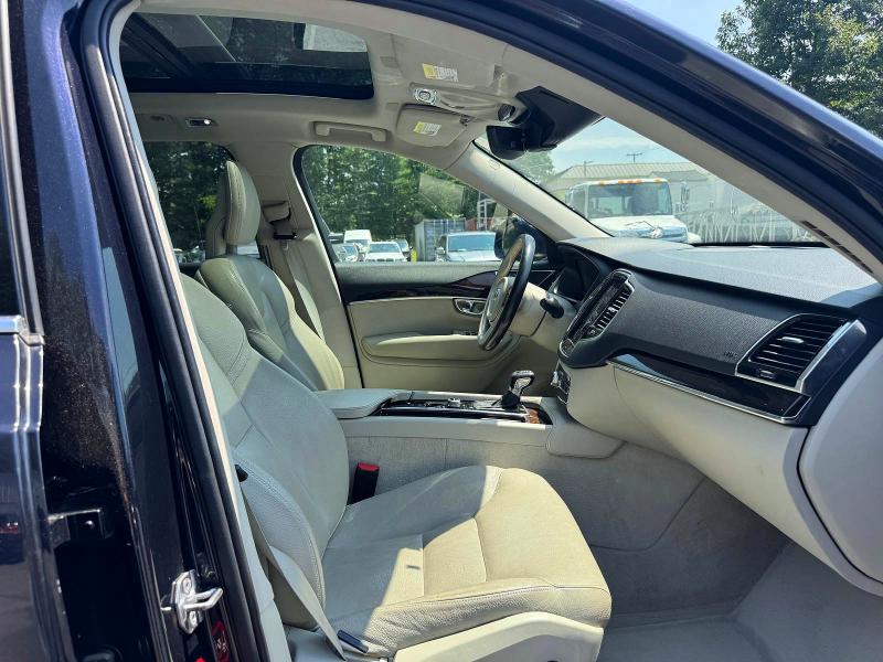 Продаж на аукціоні авто 2016 Volvo Xc90, vin: YV4A22PK6G1044801, номер лоту: 61323396
