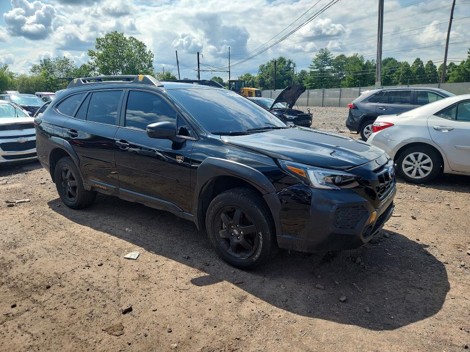 62720426 :رقم المزاد ، 4S4BTGUD7R3299838 vin ، 2024 Subaru Outback مزاد بيع