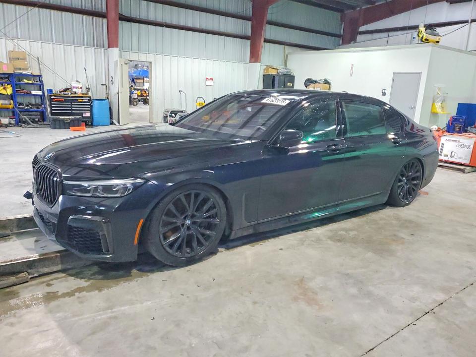 Продажа на аукционе авто 2022 Bmw 750, vin: WBA7U2C02NCH74671, номер лота: 61607816