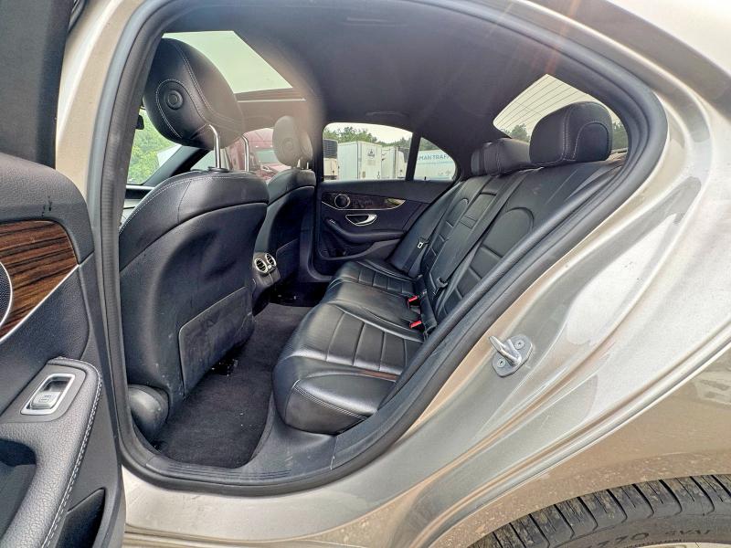 61435606 :رقم المزاد ، 55SWF8EB5KU305546 vin ، 2019 Mercedes-benz C مزاد بيع