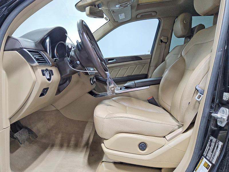 67221176 :رقم المزاد ، 4JGDF6EE7FA503823 vin ، 2015 Mercedes-benz Gl مزاد بيع