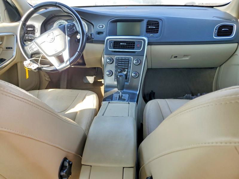 60296546 :رقم المزاد ، YV1622FS1C2106789 vin ، 2012 Volvo S60 مزاد بيع