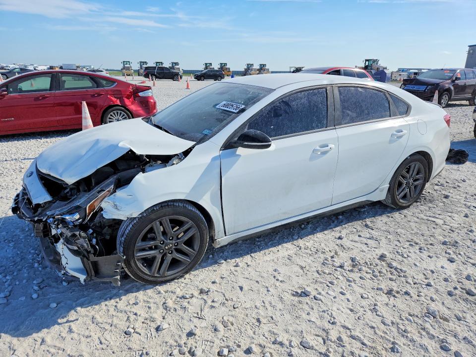 2020 Kia Forte მანქანა იყიდება აუქციონზე, vin: 3KPF34AD3LE195680, აუქციონის ნომერი: 60025756
