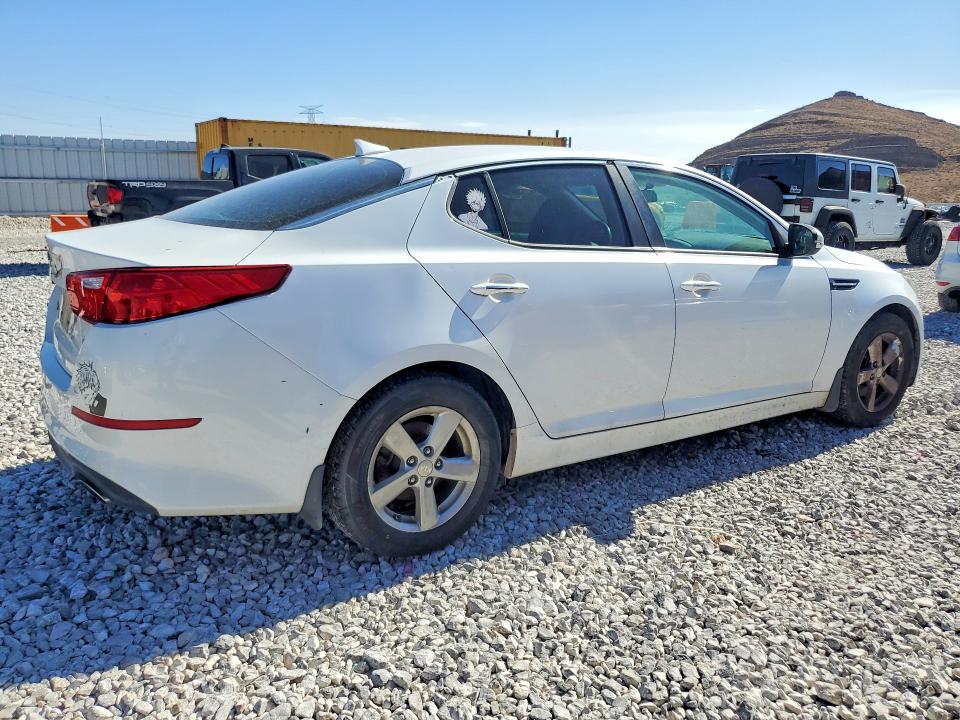 62515826 :رقم المزاد ، 5XXGM4A7XFG427408 vin ، 2015 Kia Optima مزاد بيع