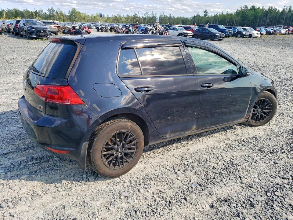 61841276 :رقم المزاد ، 3VW217AU4FM074136 vin ، 2015 Volkswagen Golf مزاد بيع