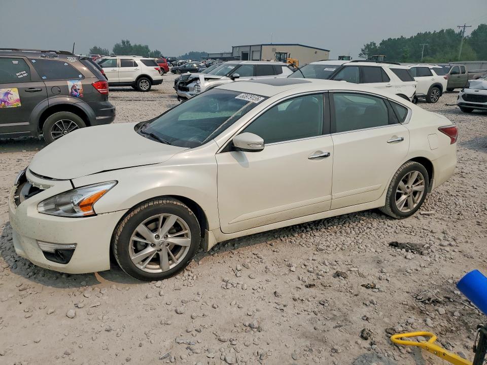 60979156 :رقم المزاد ، 1N4AL3AP2FC285564 vin ، 2015 Nissan Altima مزاد بيع