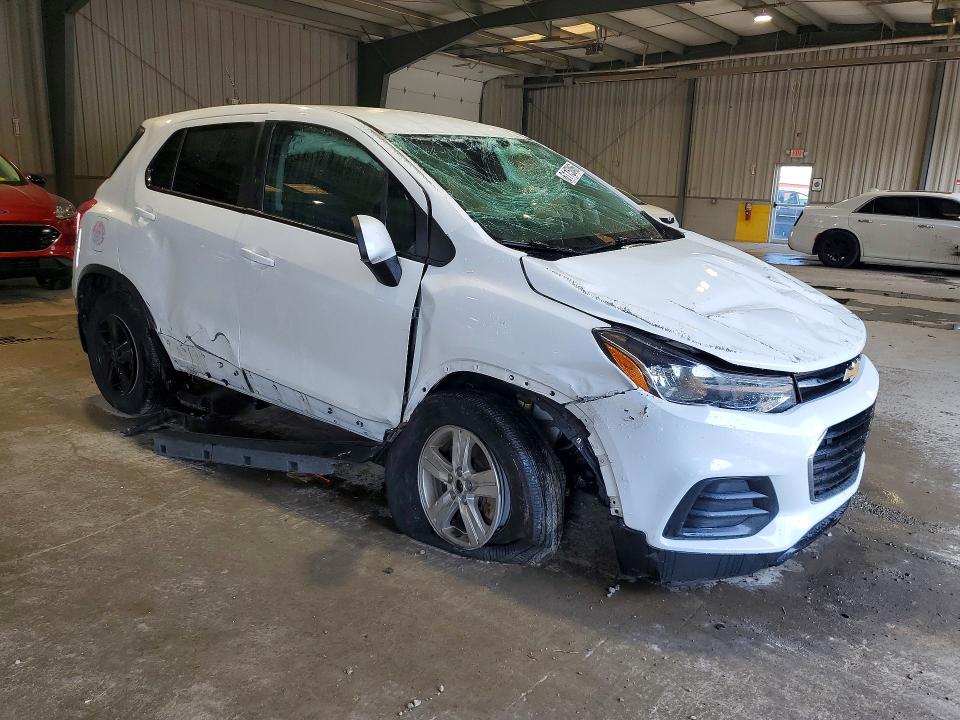 61153466 :رقم المزاد ، KL7CJNSB0LB073557 vin ، 2020 Chevrolet Trax مزاد بيع