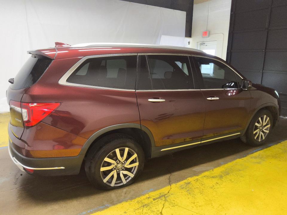 Продаж на аукціоні авто 2019 Honda Pilot, vin: 5FNYF5H60KB026898, номер лоту: 61062446
