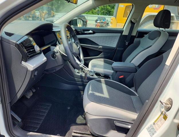 60070506 :رقم المزاد ، 3VVAX7B21NM016740 vin ، 2022 Volkswagen Taos مزاد بيع