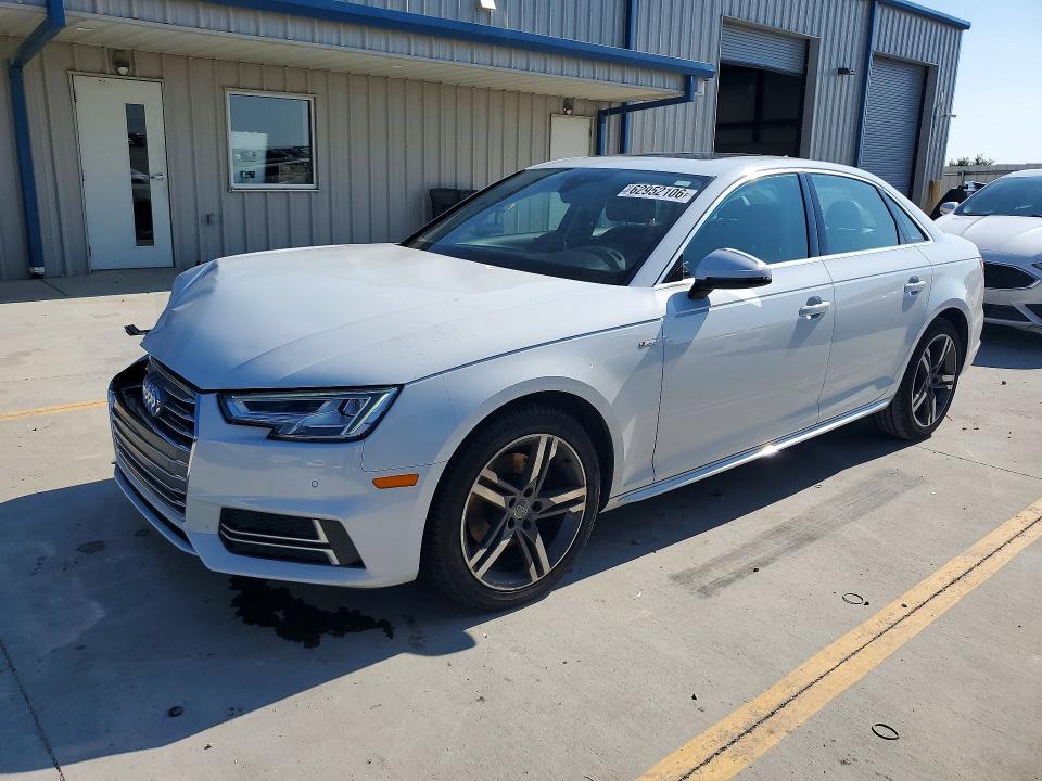 62952106 :رقم المزاد ، WAULMAF41JA221200 vin ، 2018 Audi A4 مزاد بيع