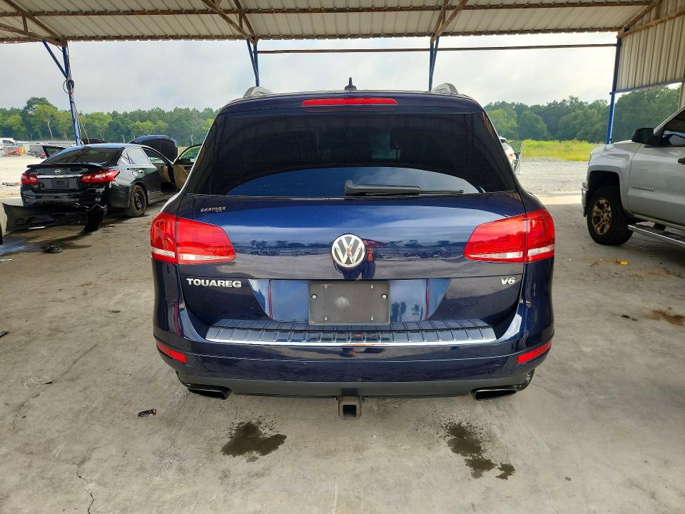 2011 Volkswagen Touareg მანქანა იყიდება აუქციონზე, vin: WVGFF9BP7BD000608, აუქციონის ნომერი: 61214136