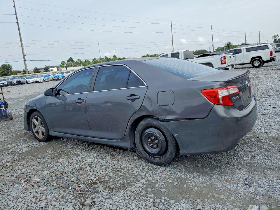 2013 Toyota Camry მანქანა იყიდება აუქციონზე, vin: 4T1BF1FK5DU228950, აუქციონის ნომერი: 62835356