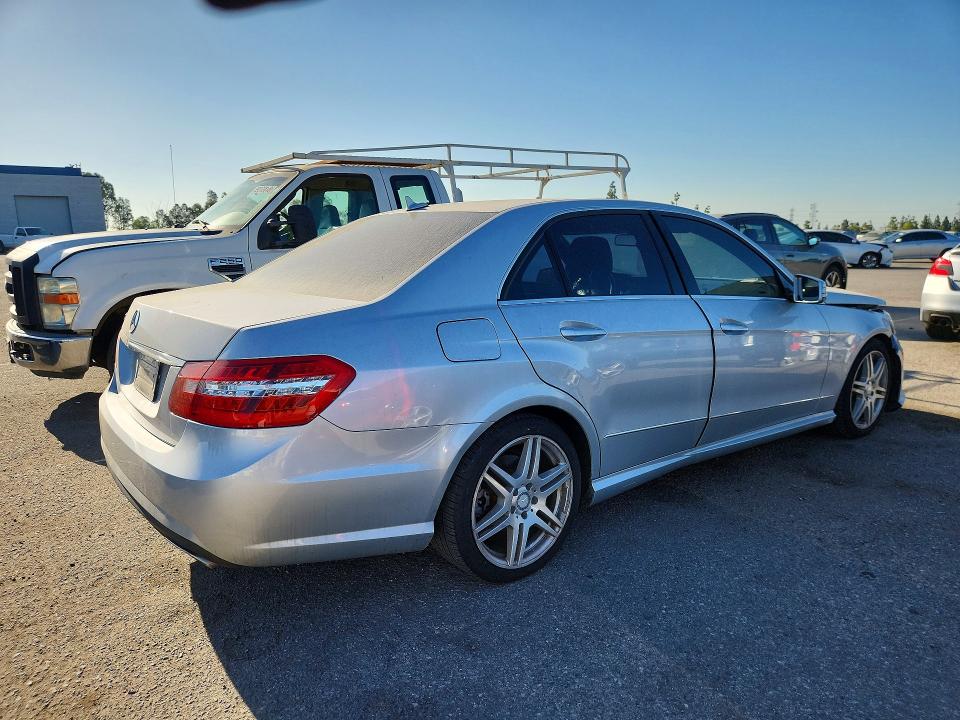 2010 Mercedes-benz E მანქანა იყიდება აუქციონზე, vin: WDDHF5GB2AA143720, აუქციონის ნომერი: 58957536