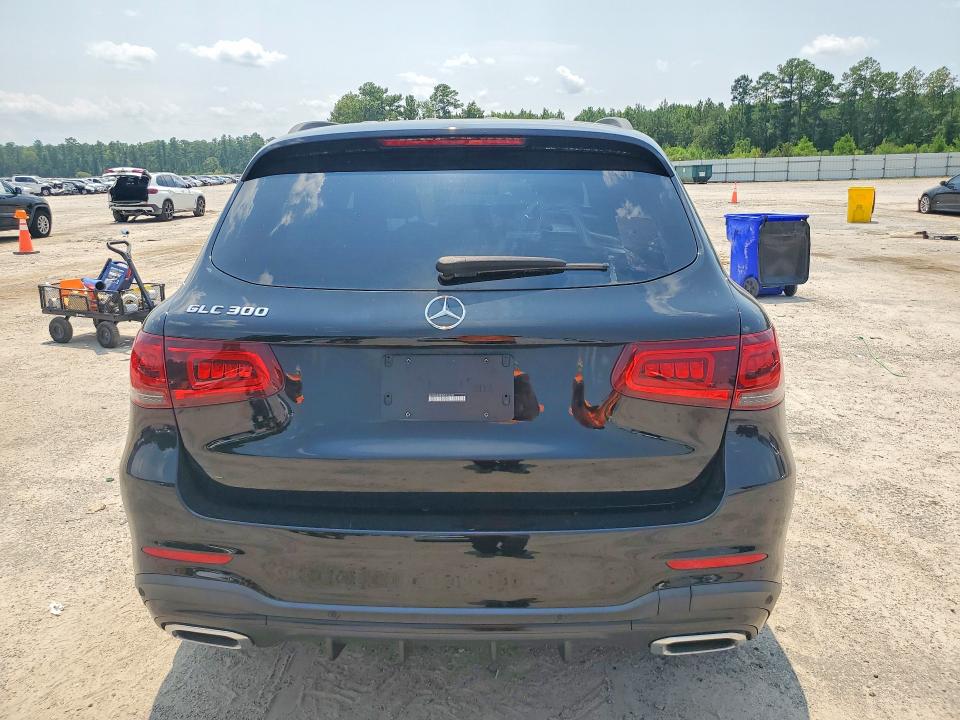 63054766 :رقم المزاد ، W1N0G8DB5MV296334 vin ، 2021 Mercedes-benz Glc مزاد بيع
